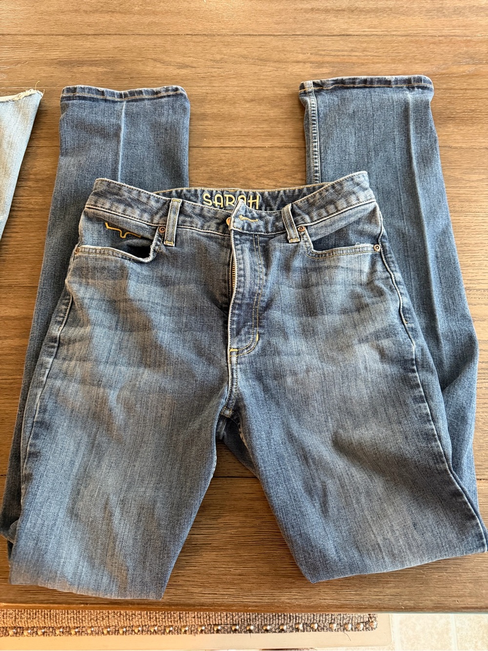 Sarah Women's Straight Jeans in Light Blue Denim